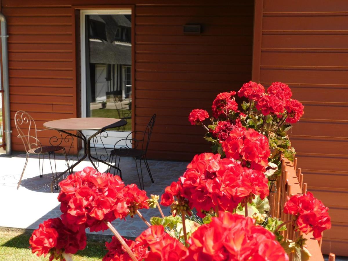 Cottage Des Bords De Seine Saint-Nicolas-de-Bliquetuit Exterior photo